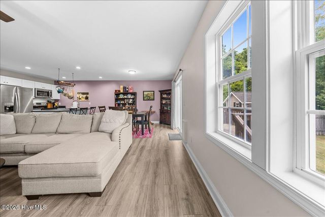 745 W Illinois Avenue, Southern Pines, NC 28387