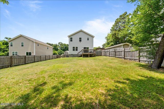 745 W Illinois Avenue, Southern Pines, NC 28387