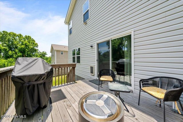 745 W Illinois Avenue, Southern Pines, NC 28387