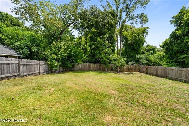 745 W Illinois Avenue, Southern Pines, NC 28387
