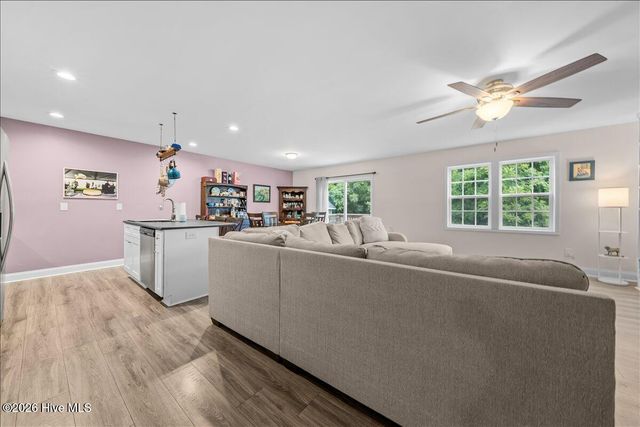 745 W Illinois Avenue, Southern Pines, NC 28387