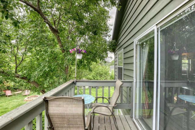 735 S Imperial DRIVE #D, Hartland, WI 53029
