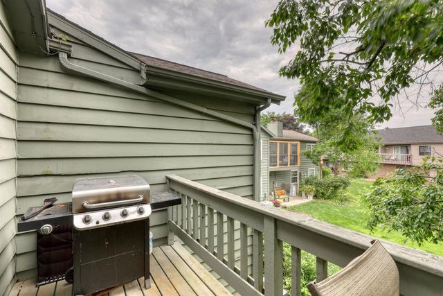 735 S Imperial DRIVE #D, Hartland, WI 53029