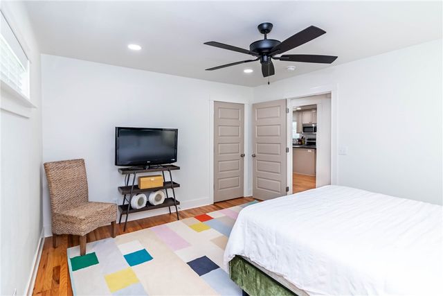 394 N Fletcher Avenue, Fayetteville, AR 72701