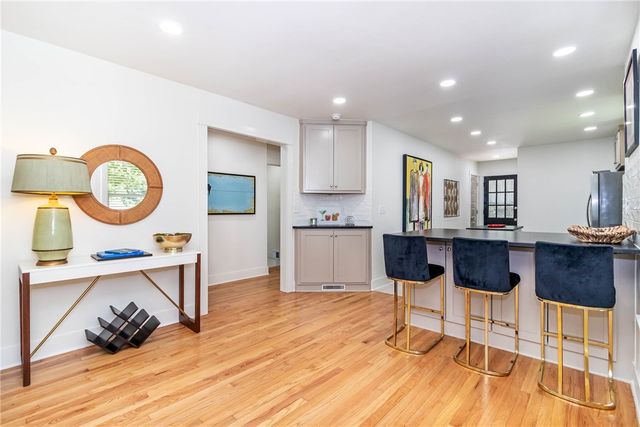 394 N Fletcher Avenue, Fayetteville, AR 72701