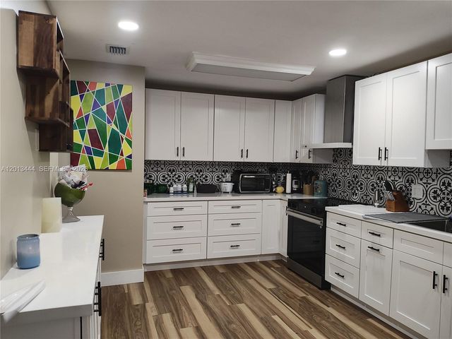 3427 Deer Creek Palladian Circle, Deerfield Beach, FL 33442