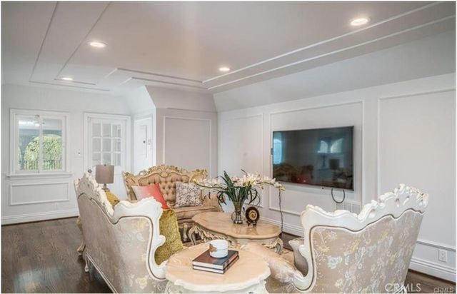 555 Sierra Madre Boulevard, San Marino, CA 91108
