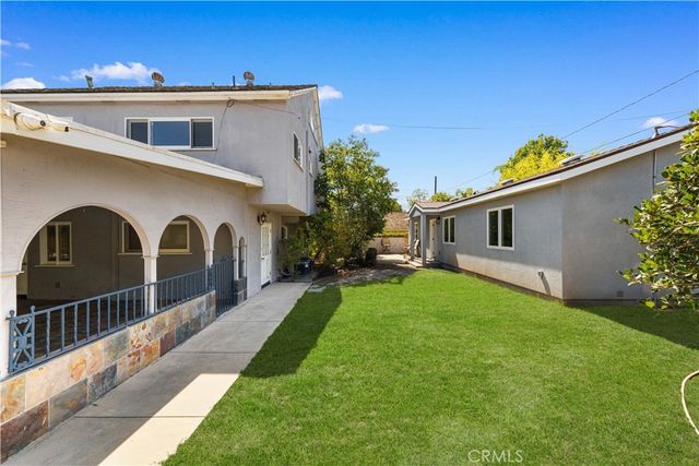 555 Sierra Madre Boulevard, San Marino, CA 91108