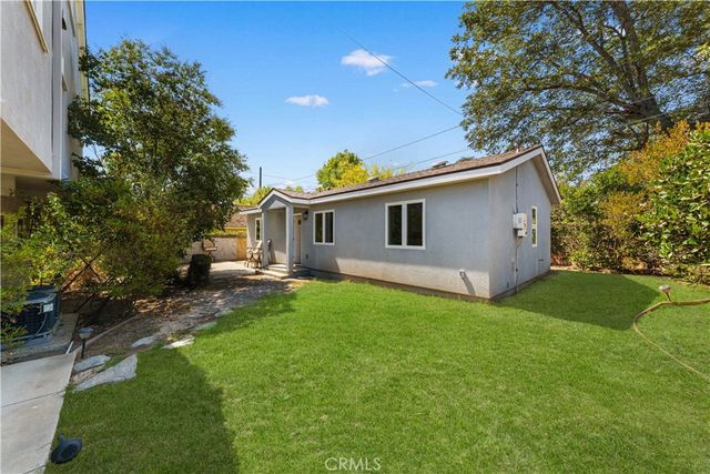 555 Sierra Madre Boulevard, San Marino, CA 91108