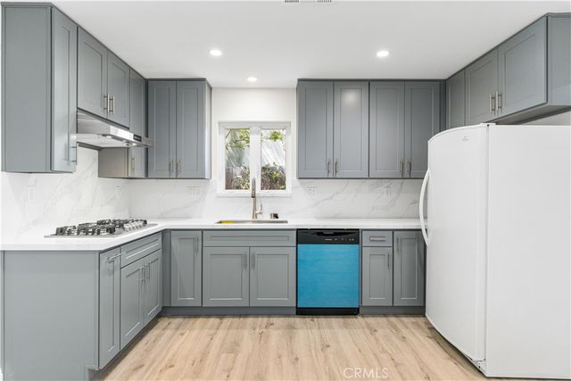 555 Sierra Madre Boulevard, San Marino, CA 91108