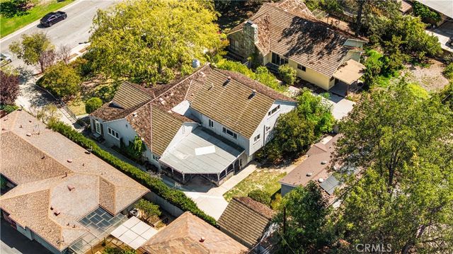 555 Sierra Madre Boulevard, San Marino, CA 91108