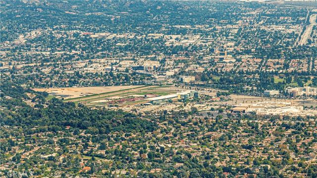 555 Sierra Madre Boulevard, San Marino, CA 91108