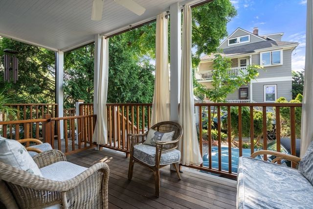 116-118 Fayerweather St 1, Cambridge, MA 02138