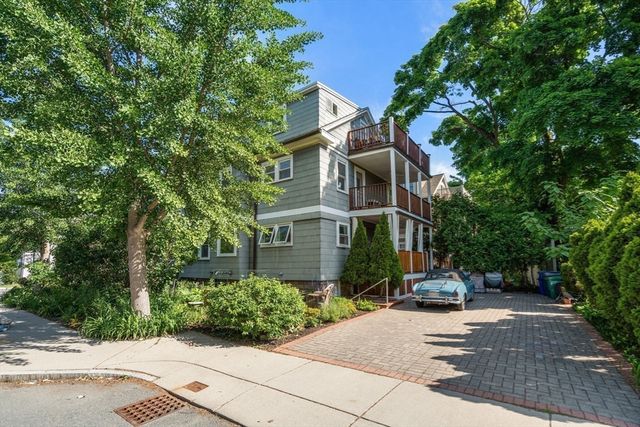 116-118 Fayerweather St 1, Cambridge, MA 02138