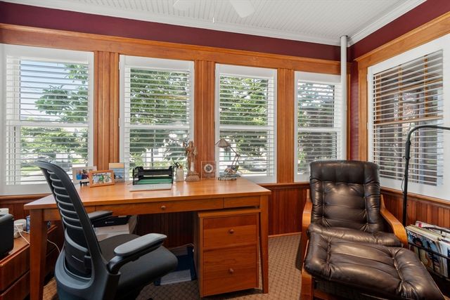 116-118 Fayerweather St 1, Cambridge, MA 02138