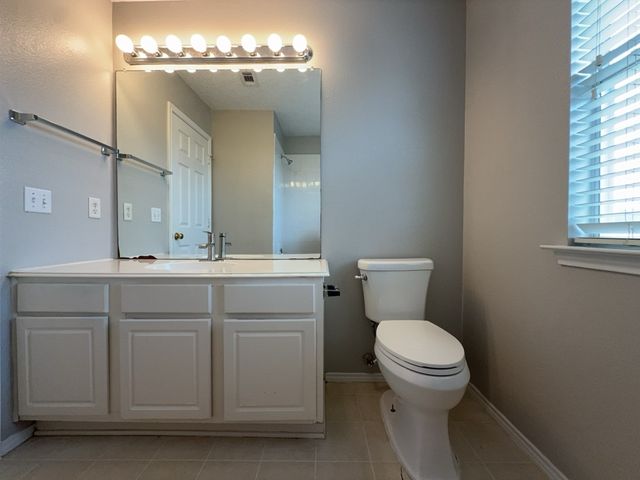2805 Crater Lake Lane, Denton, TX 76210
