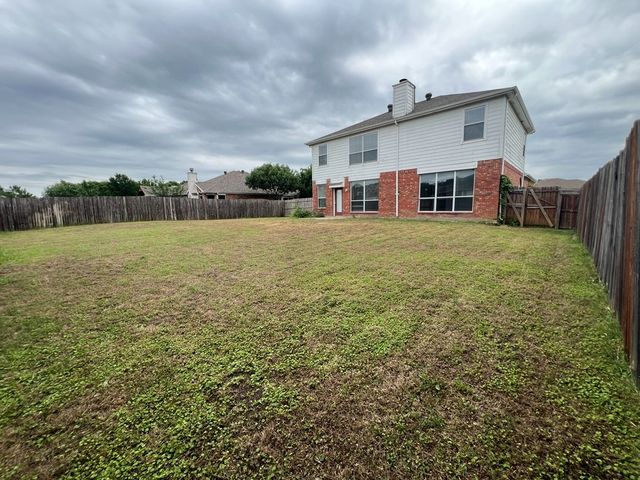 2805 Crater Lake Lane, Denton, TX 76210