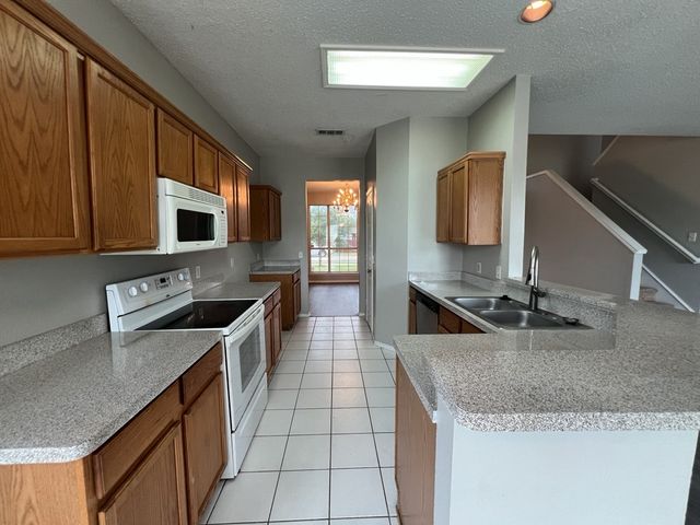 2805 Crater Lake Lane, Denton, TX 76210