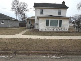 1022 1st Avenue, Rochelle, IL 61068
