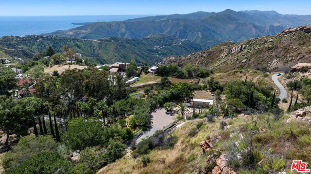 260 Loma Metisse Road, Malibu, CA 90265