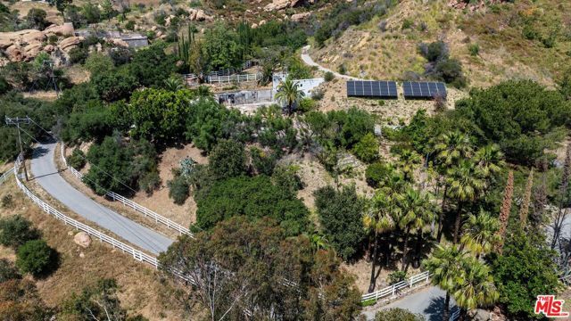 260 Loma Metisse Road, Malibu, CA 90265