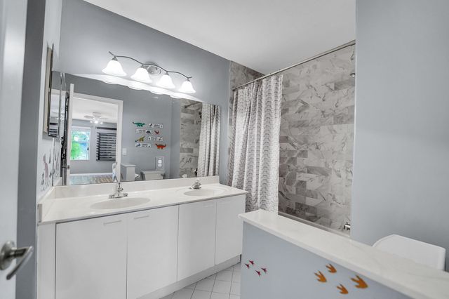 7600 Ridgefield Lane, Lake Worth, FL 33467