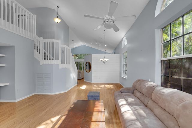 7600 Ridgefield Lane, Lake Worth, FL 33467