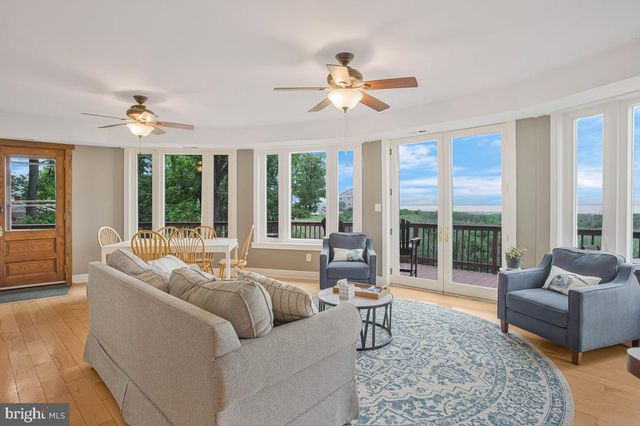 5341 AL JONES DR, Shady Side, MD 20764