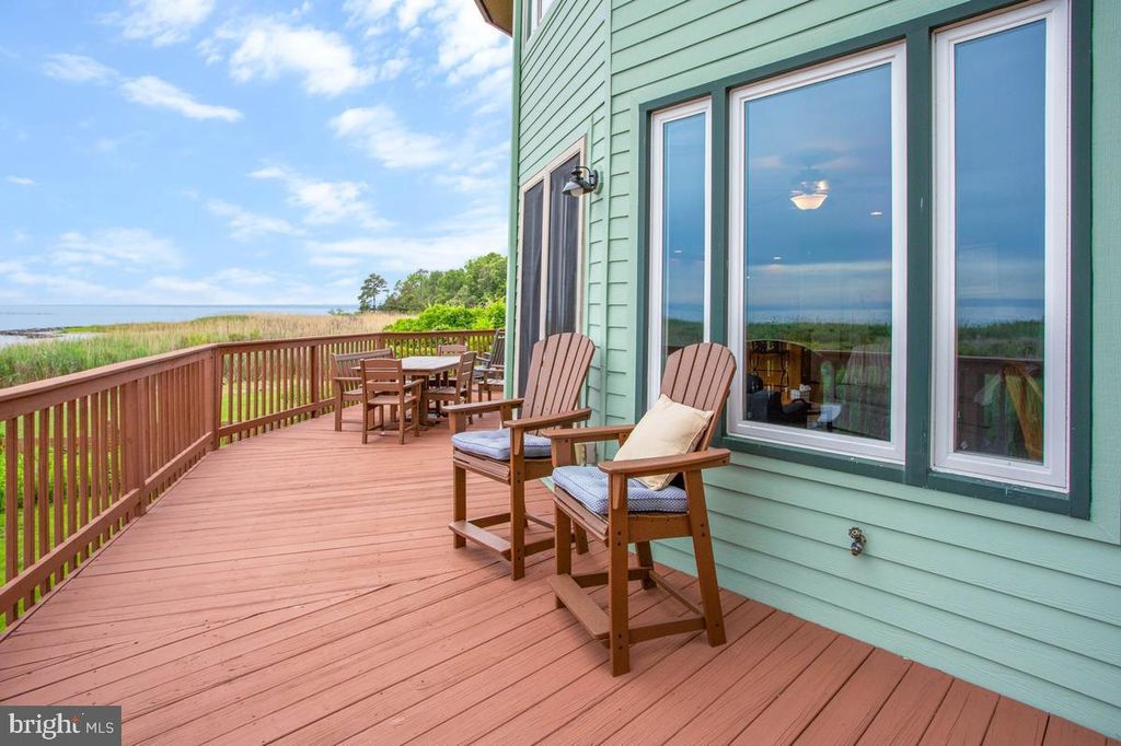 Image 37 of property listing at 5341 AL JONES DR, Shady Side, MD 20764