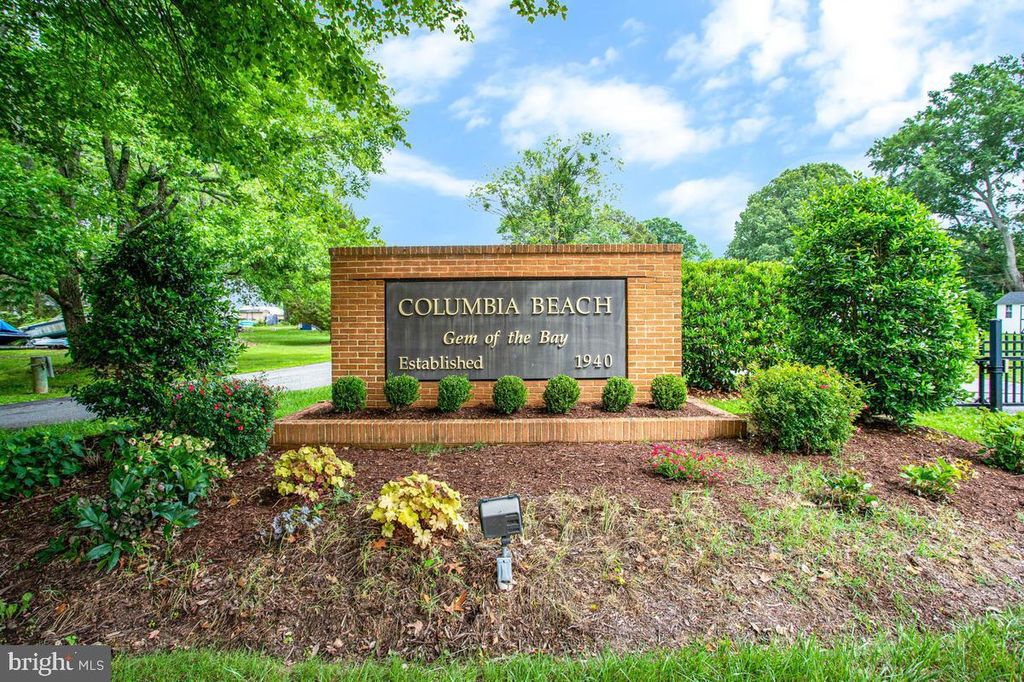 Image 7 of property listing at 5341 AL JONES DR, Shady Side, MD 20764