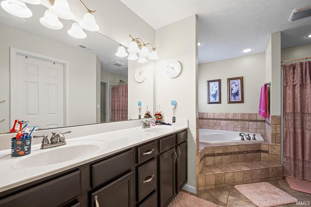 452 Kettle Circle, Lafayette, IN 47905