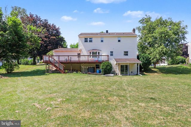 2125 DOUGLAS DRIVE, Carlisle, PA 17013