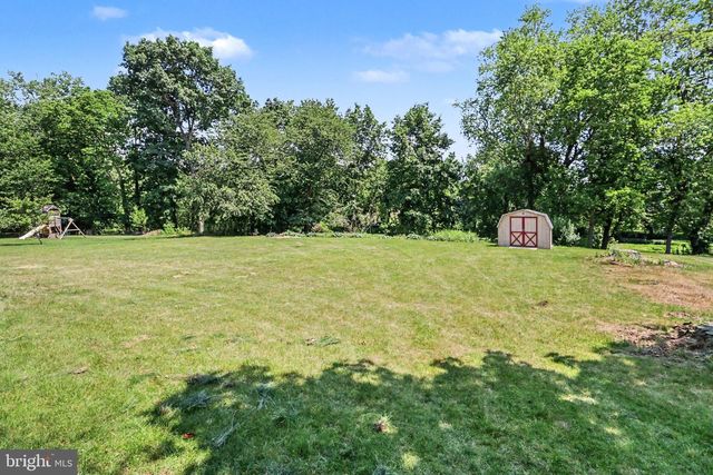 2125 DOUGLAS DRIVE, Carlisle, PA 17013