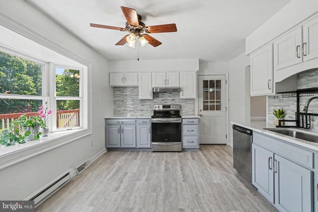 2125 DOUGLAS DRIVE, Carlisle, PA 17013