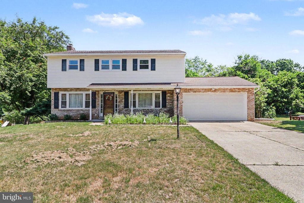 2125 DOUGLAS DRIVE, Carlisle, PA 17013