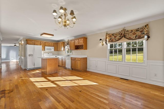 144 Highview Path, Georgetown, KY 40324