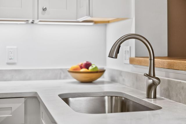 16 West Woods, Yarmouth Port, MA 02675