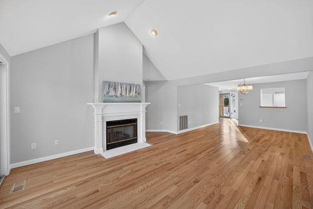 16 West Woods, Yarmouth Port, MA 02675