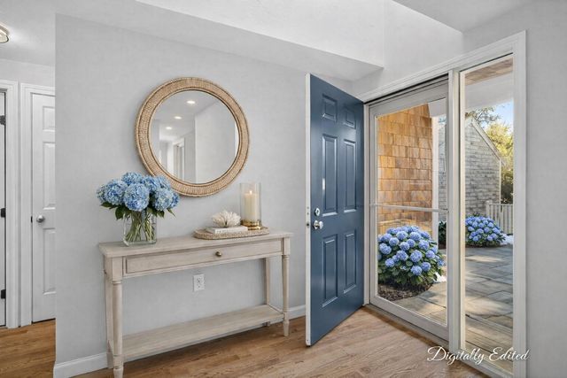 16 West Woods, Yarmouth Port, MA 02675