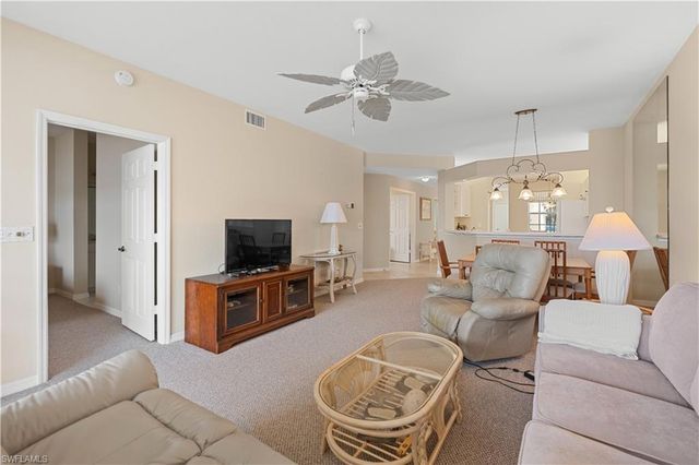 3320 W Crown Pointe BLVD # 102, Naples, FL 34112