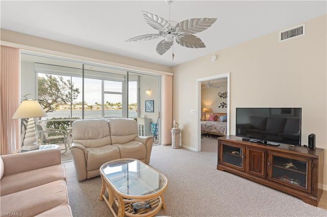 3320 W Crown Pointe BLVD # 102, Naples, FL 34112