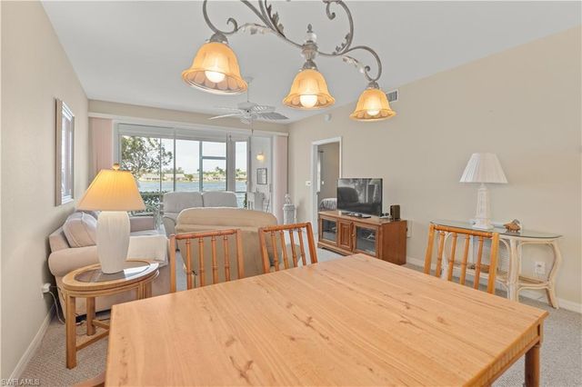 3320 W Crown Pointe BLVD # 102, Naples, FL 34112