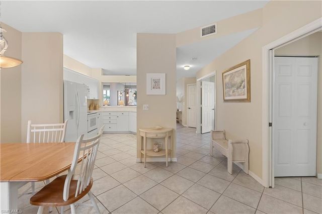 3320 W Crown Pointe BLVD # 102, Naples, FL 34112