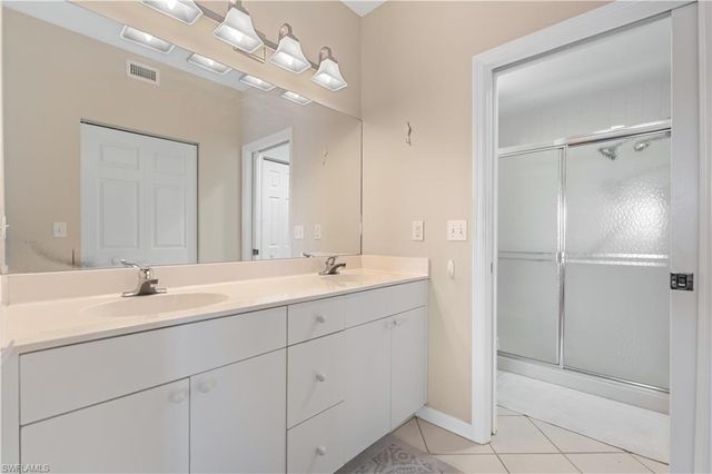 3320 W Crown Pointe BLVD # 102, Naples, FL 34112