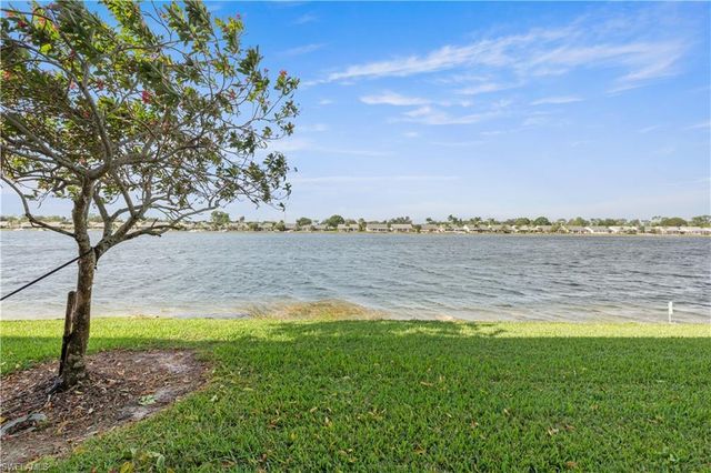 3320 W Crown Pointe BLVD # 102, Naples, FL 34112