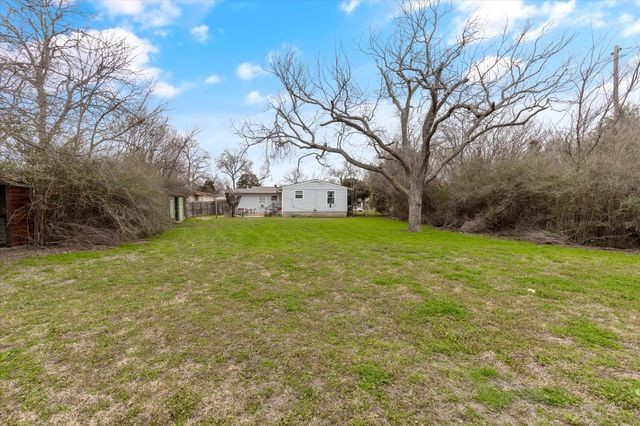 4228 Winfield Avenue, Fort Worth, TX 76109