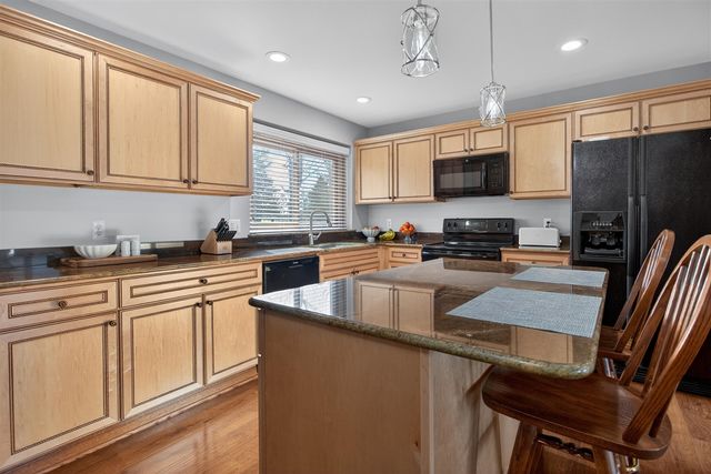 242 Steves Scenic Drive, Horton, MI 49246