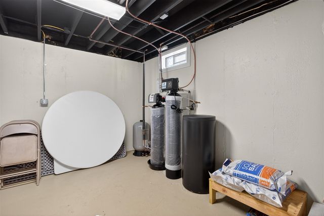 242 Steves Scenic Drive, Horton, MI 49246