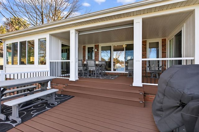 242 Steves Scenic Drive, Horton, MI 49246