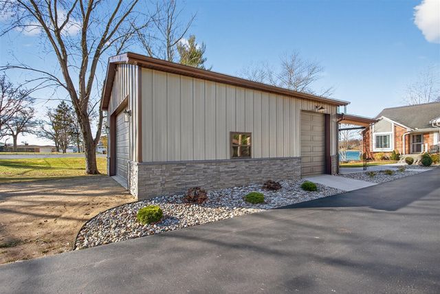 242 Steves Scenic Drive, Horton, MI 49246